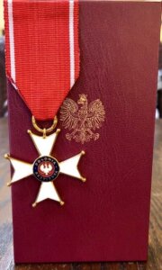 Złoty Krzyż Kawalerski Orderu Odrodzenia Polski